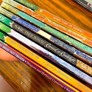 8 Magic Treehouse books